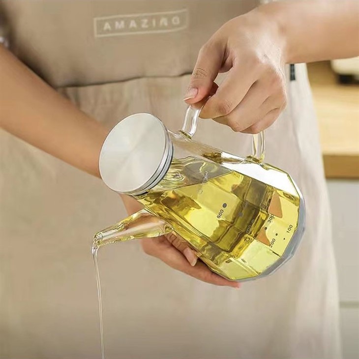 Olive Oil Dispenser Glass Bottle 24oz Lead-Free With Stainless Steel Lid, Vinegar Bottles For Kitchen Cooking Container Set 1pcs, Glass Cooking Oil Bottle With Measurement